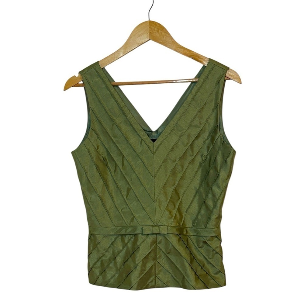 2020s Sleeveless Green Pleated Top, dressy, 10P